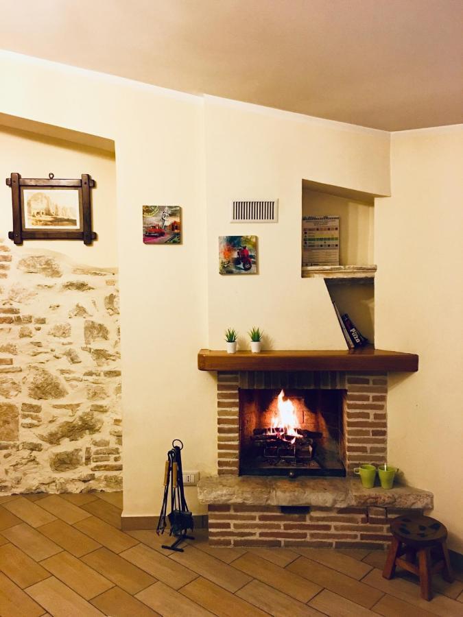 Appartamento L'Arciere Celano Esterno foto